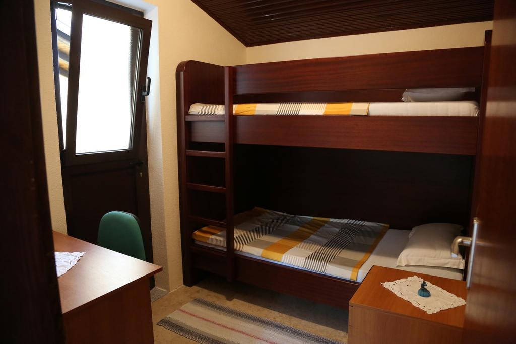 Apartments Max Vrsar Luaran gambar