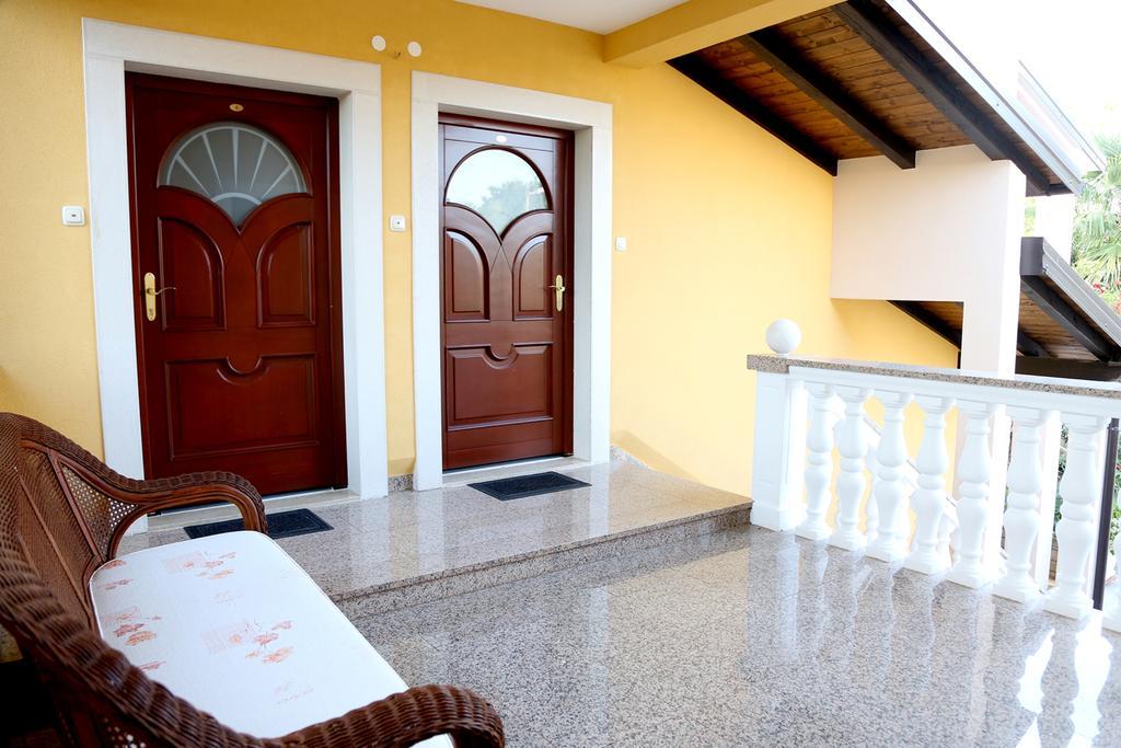 Apartments Max Vrsar Luaran gambar