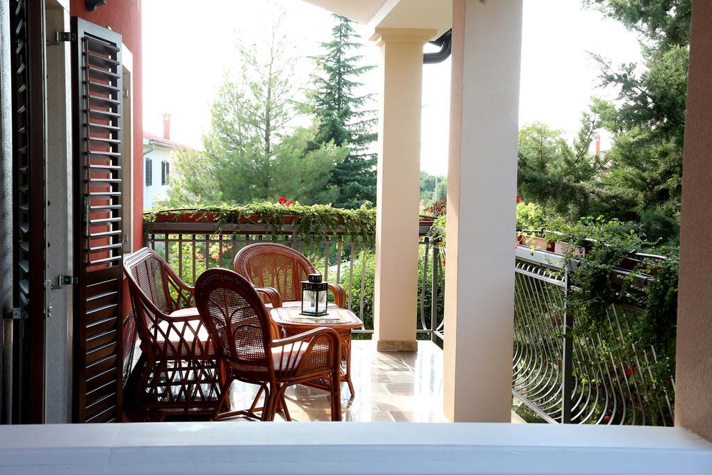 Apartments Max Vrsar Luaran gambar
